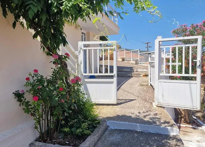 Chrysafos View Апартаменты Монемвазия